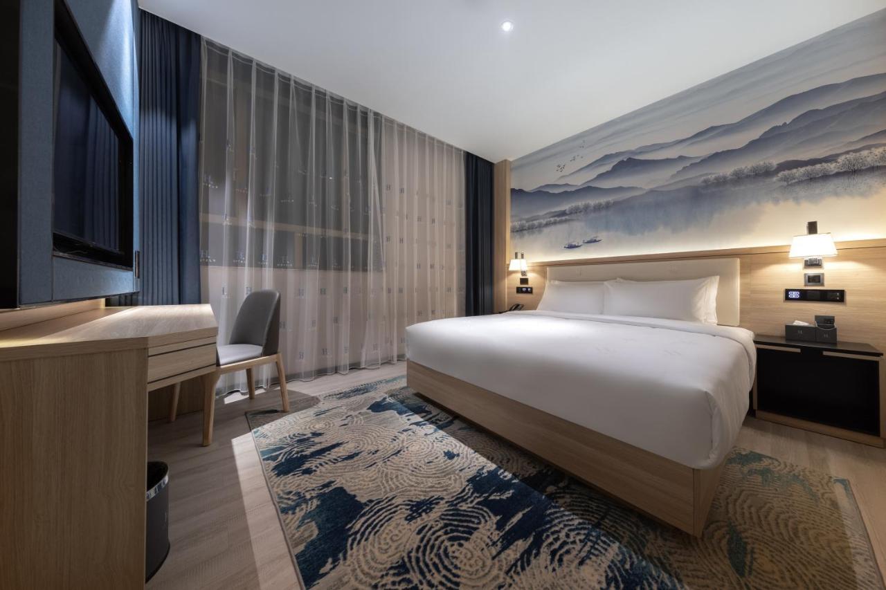 Ausotel By Argyle Baiyun International Airport Renhe Metro Exit B Guangzhou Bagian luar foto